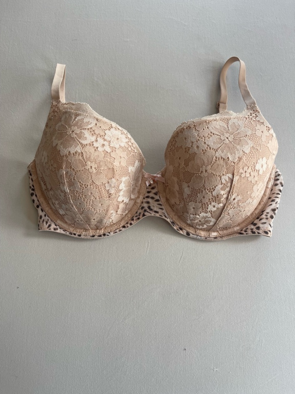 Victoria's Secret Beige Lace Bra with Leopard Trim